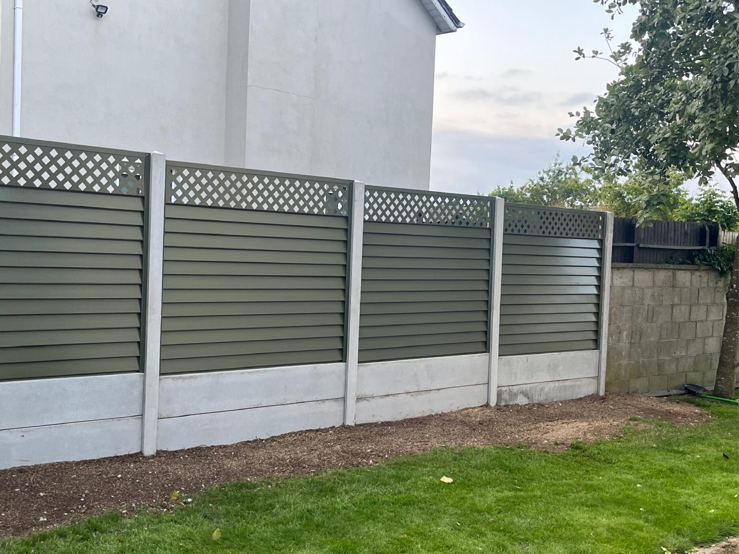 Central Precast Smart Fence 03